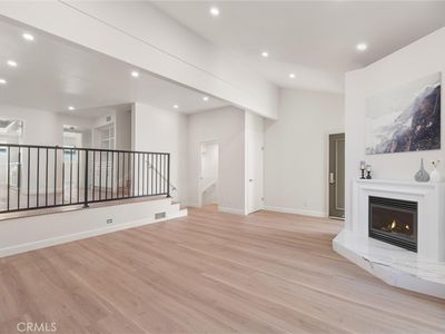 17109 Palisades Cir