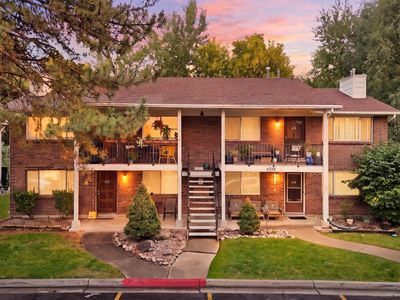 4756 S 700 E APT 111