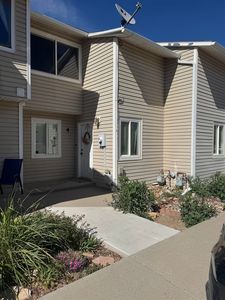 255 Beacon Ct APT 4
