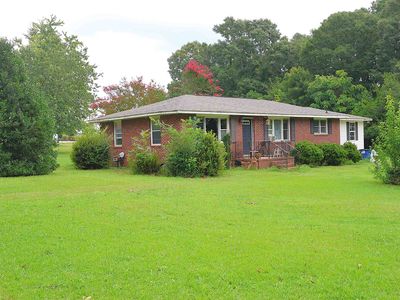 1317 Main St