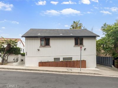 3223 Larissa Dr
