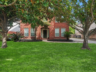 2218 Laurel Oaks Dr