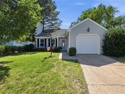 1801 Bloomfield Dr