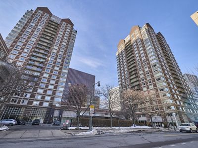 10 Museum Way APT 326