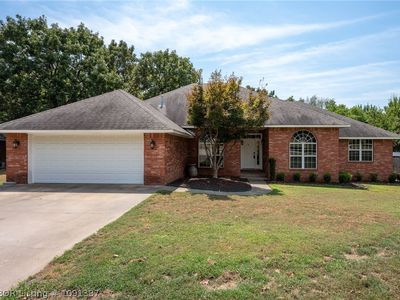 810 Karry Ln