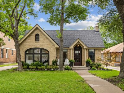 1031 N Windomere Ave