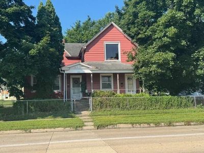 373 South Pine STREET