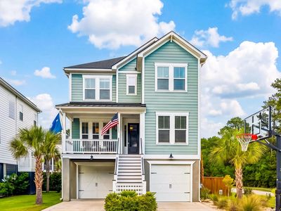 523 Amalie Farms Dr