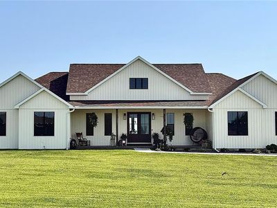 4335 Windward