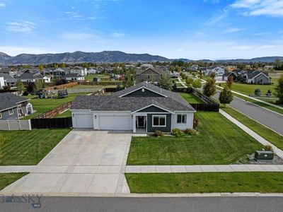 98 Caitlin Rd