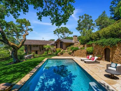 126 Winding Way