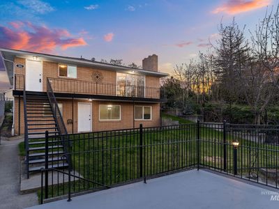 303 Highland Ave