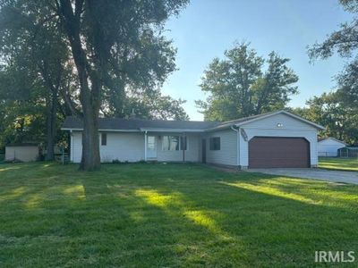 Property at 1004 N Michigan St, Oxford, IN
