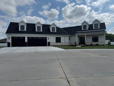 4310 Bretwood Circle