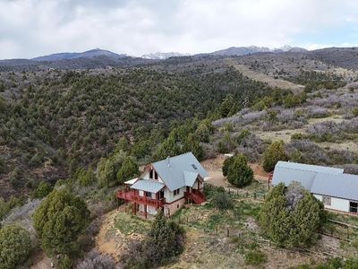 1405 Cougar Way