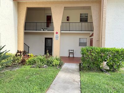 320 Lake Dora Drive #320