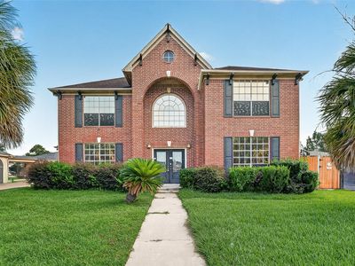 8102 Ashley Circle Dr N