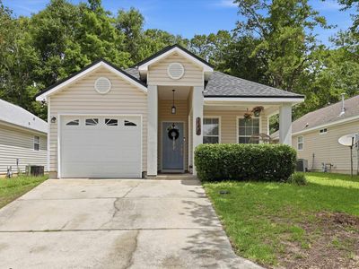 3228 Emerson Ln