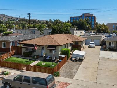282 Estrella St
