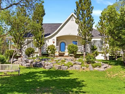 835 N Yacht Club Dr