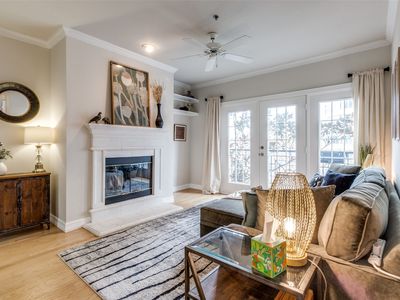 3400 Welborn St APT 301
