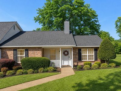 220 Cottage Pl
