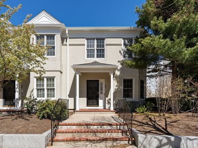 52 Tilden Commons Dr #52