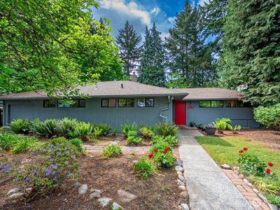 1529 NE 107th Street