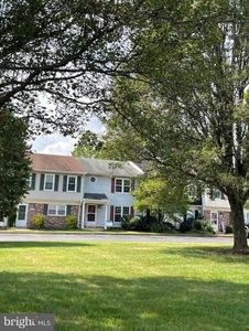 410 Forest Ct