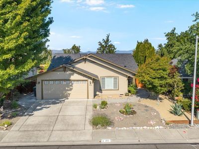155 Country Hill Dr