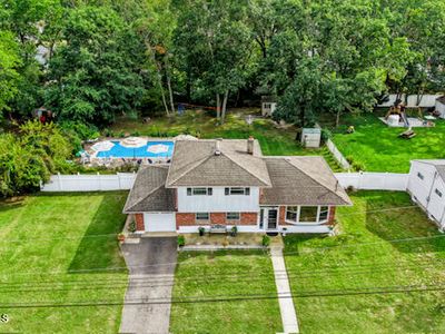 30 Lockwood Avenue