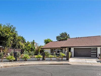 24599 Alcoba Dr