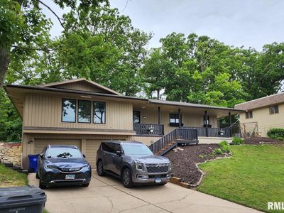 465 Shoreline Dr