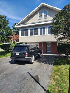 51 Winnie St