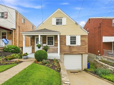 744 Mayville Ave