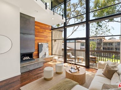 5308 Marina Pacifica Dr S