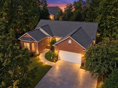 30 Lake View Drive E