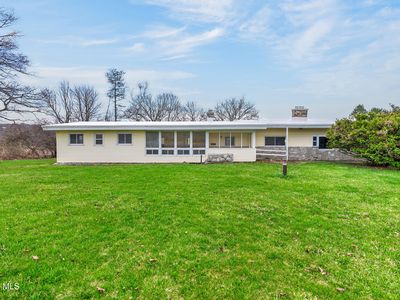 339 Helderberg Trail