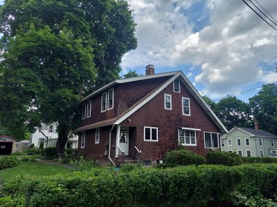 51 River St