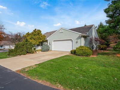 Property at 2079 Heather Ct, Akron, OH