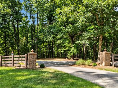 76 Clan Alpine Way