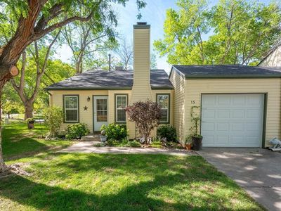 13 Dubonnet Ct