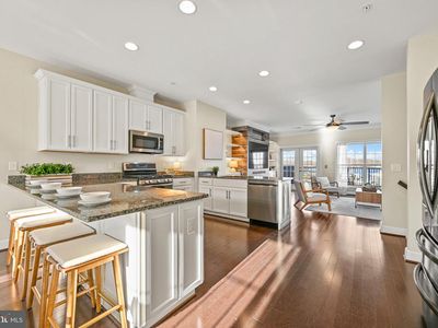 612 Marina Landing Ln