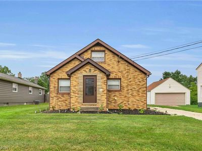 Property at 313 Woodside Ave NE, North Canton, OH