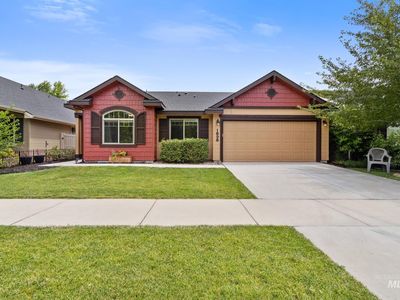 1898 Prairie View Way