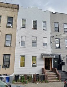325 Shepherd Ave