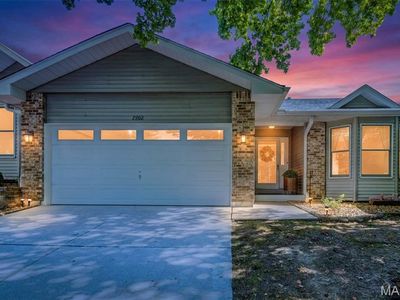 2902 Oakmont Dr #18B