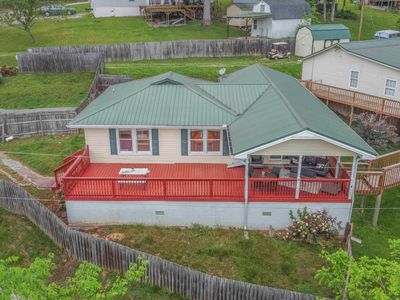Property at 564 Flat Hollow Marina Rd, Speedwell, TN