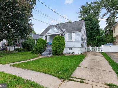 29 N Clinton Ave