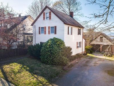 Property at 24 Dennis Street, Manhasset, NY